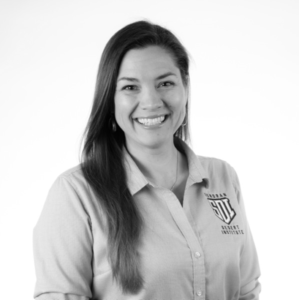 Photo of Jennifer Melnnis